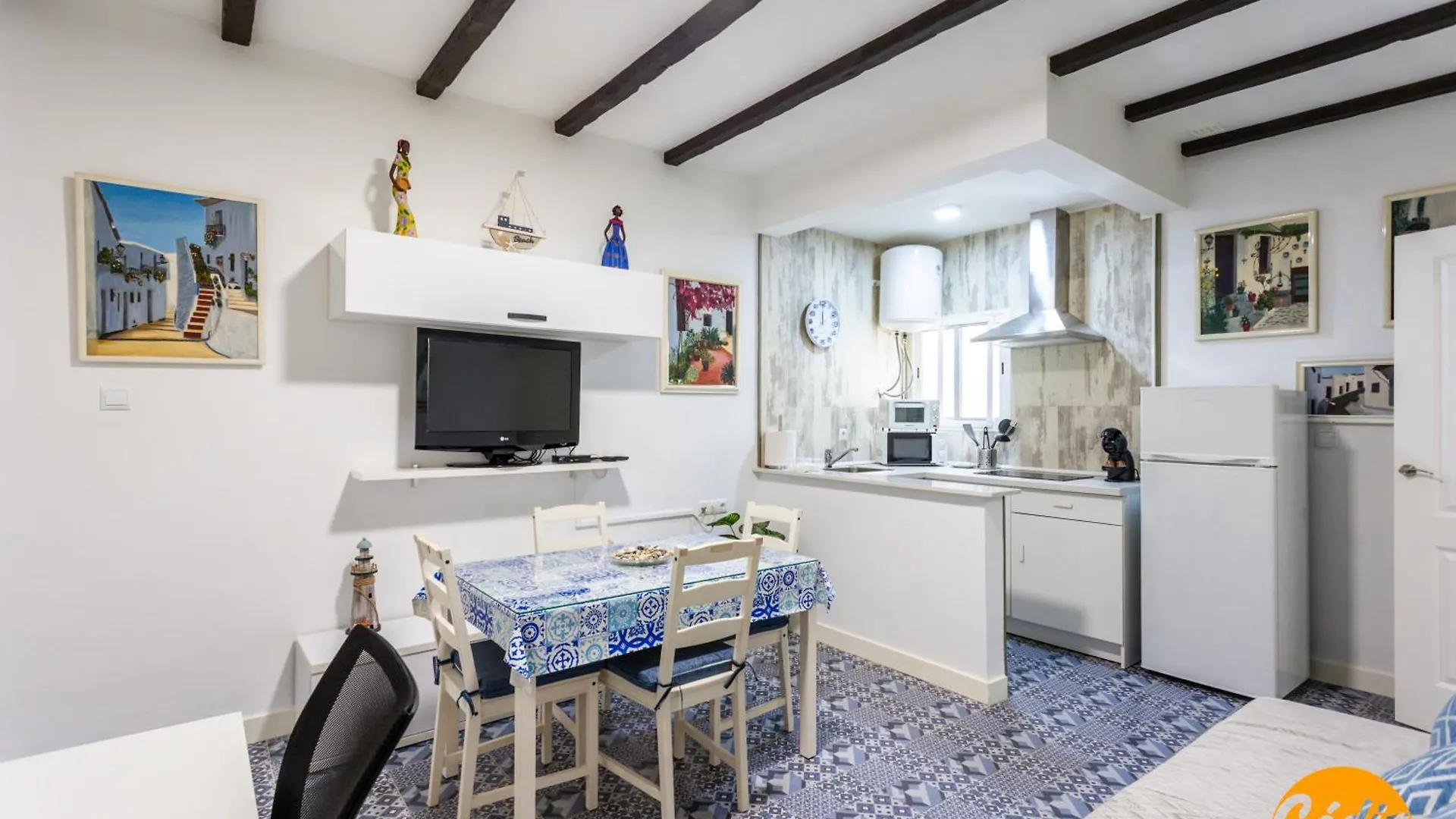 Posada Del Barrio By Livework Cadiz