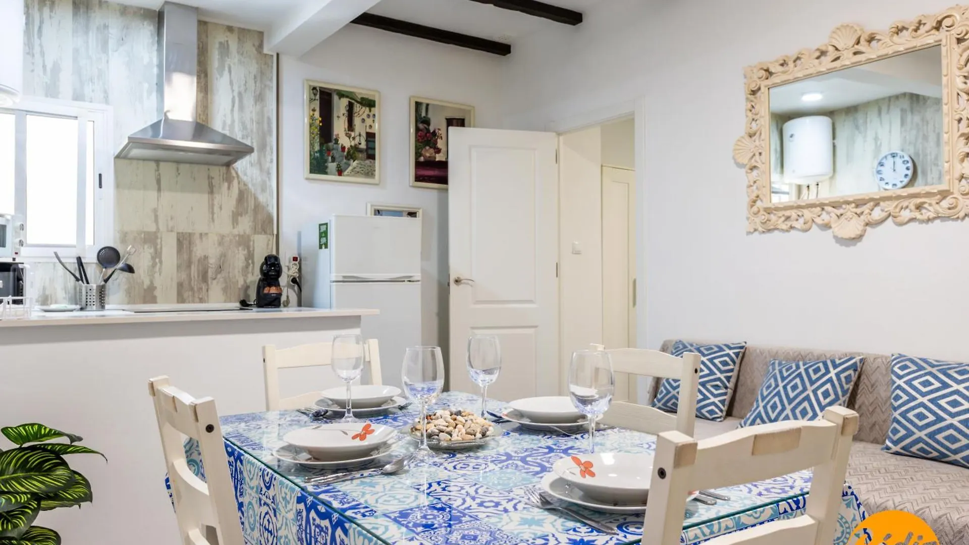 Posada Del Barrio By Livework Cadiz Apartment